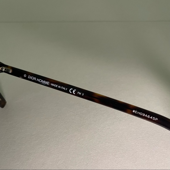 DIOR Homme Tortoiseshell Rectangular Sunglasses - Picture 5 of 8